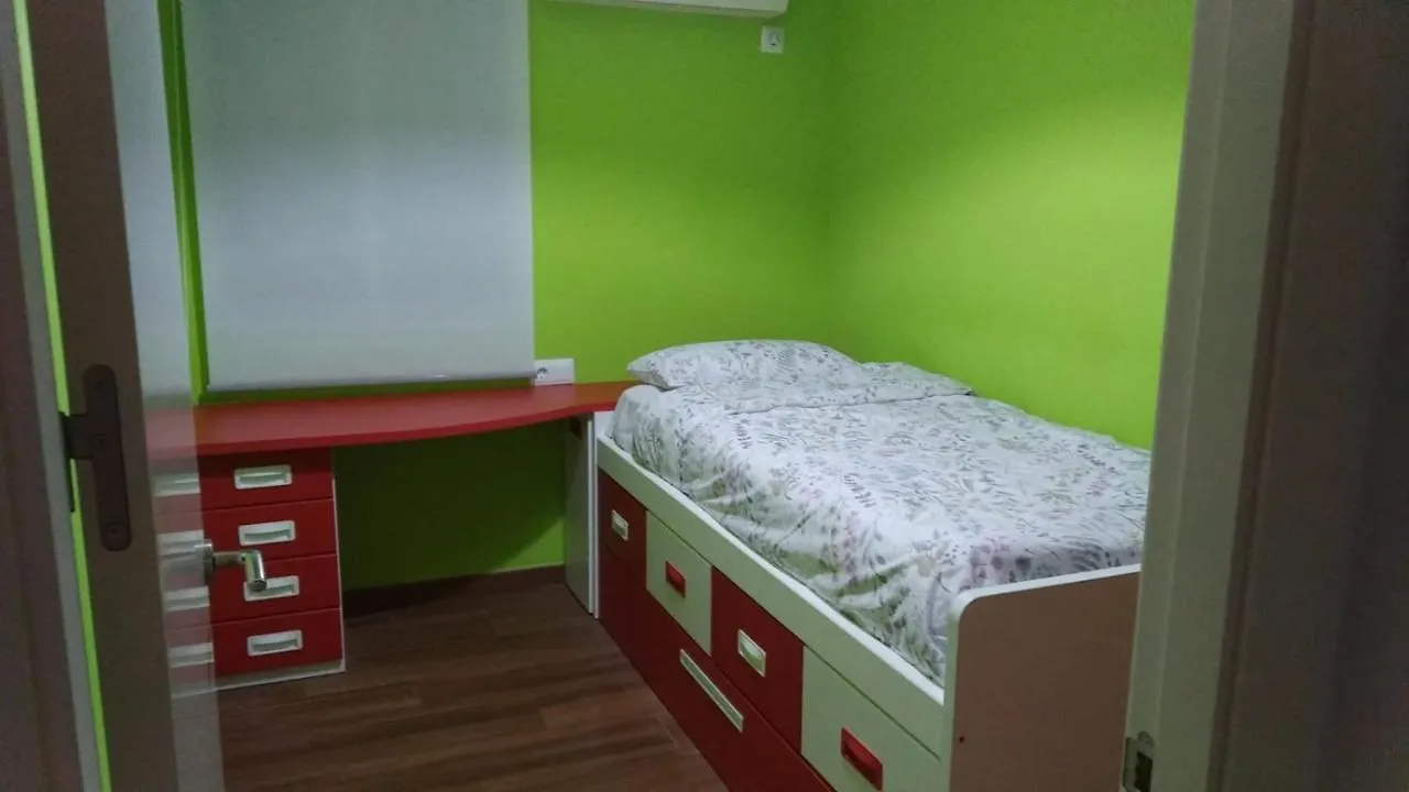 apto reformado Apartamento Baena España